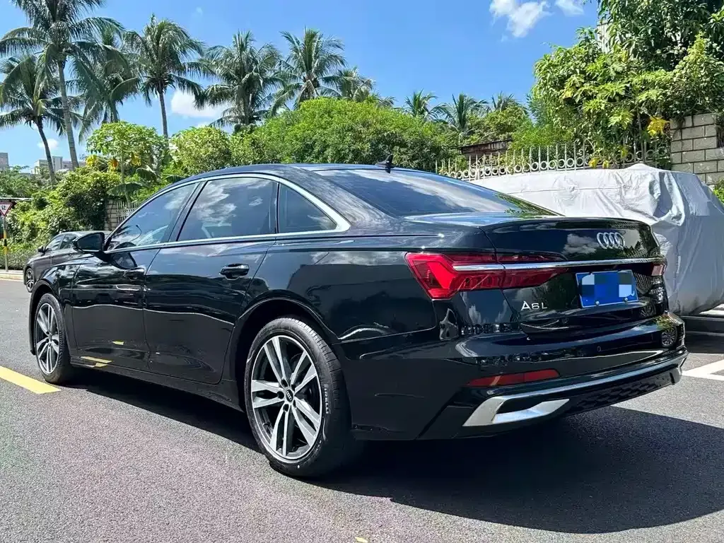 Audi A6L — фото 5