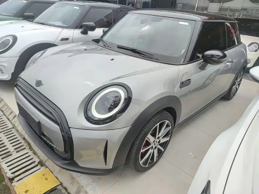 MINI Cooper (3-door) — фото 1