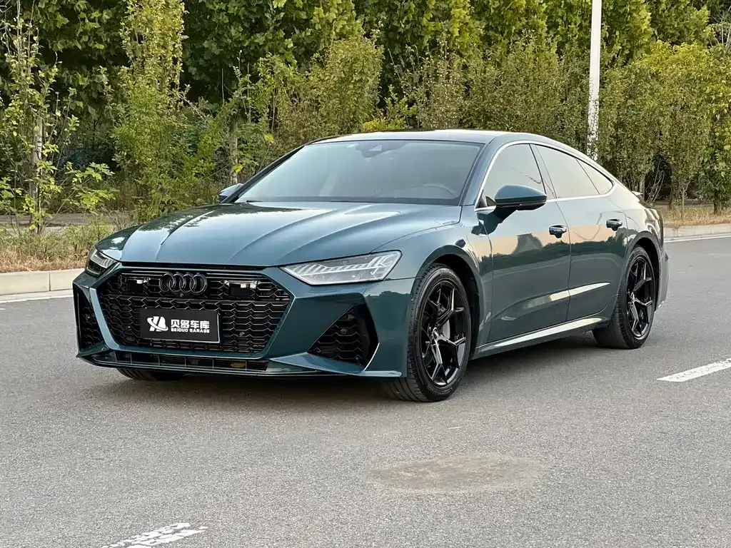 Audi A7 — фото 1