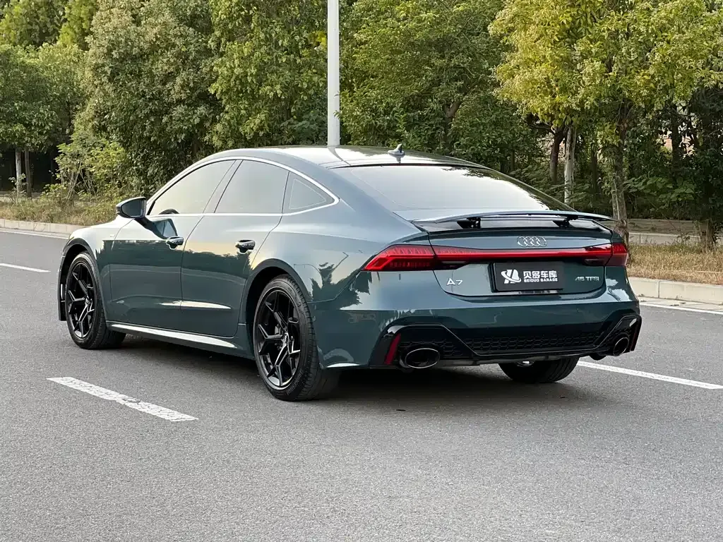 Audi A7 — фото 9