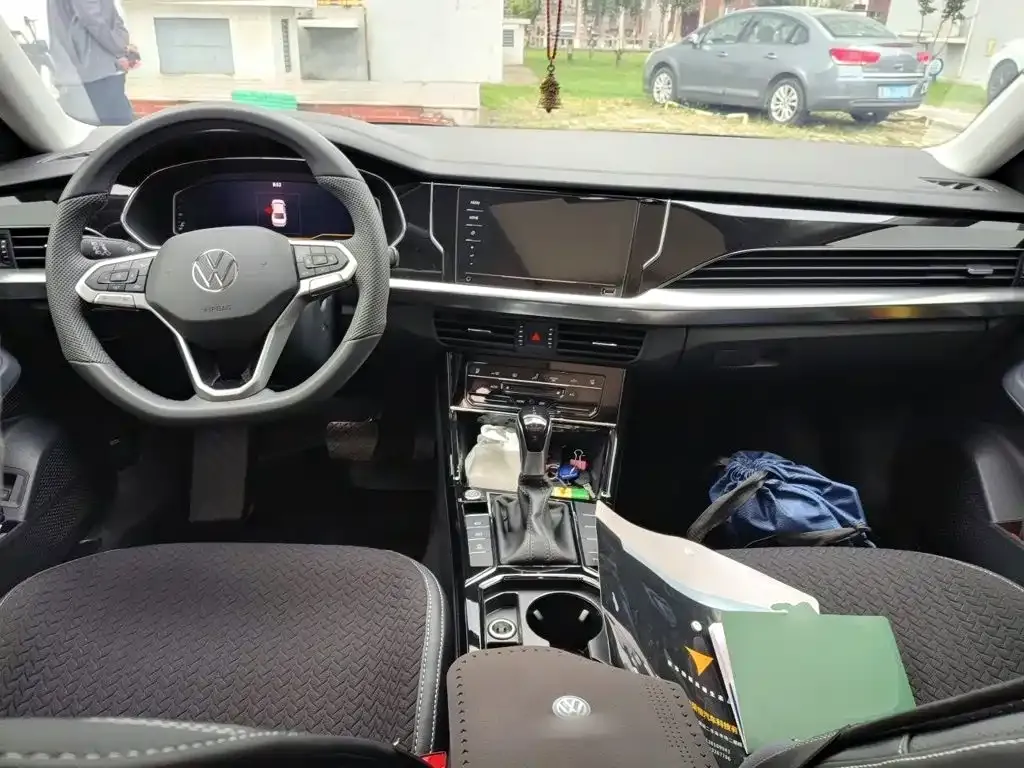 Volkswagen Passat — фото 5