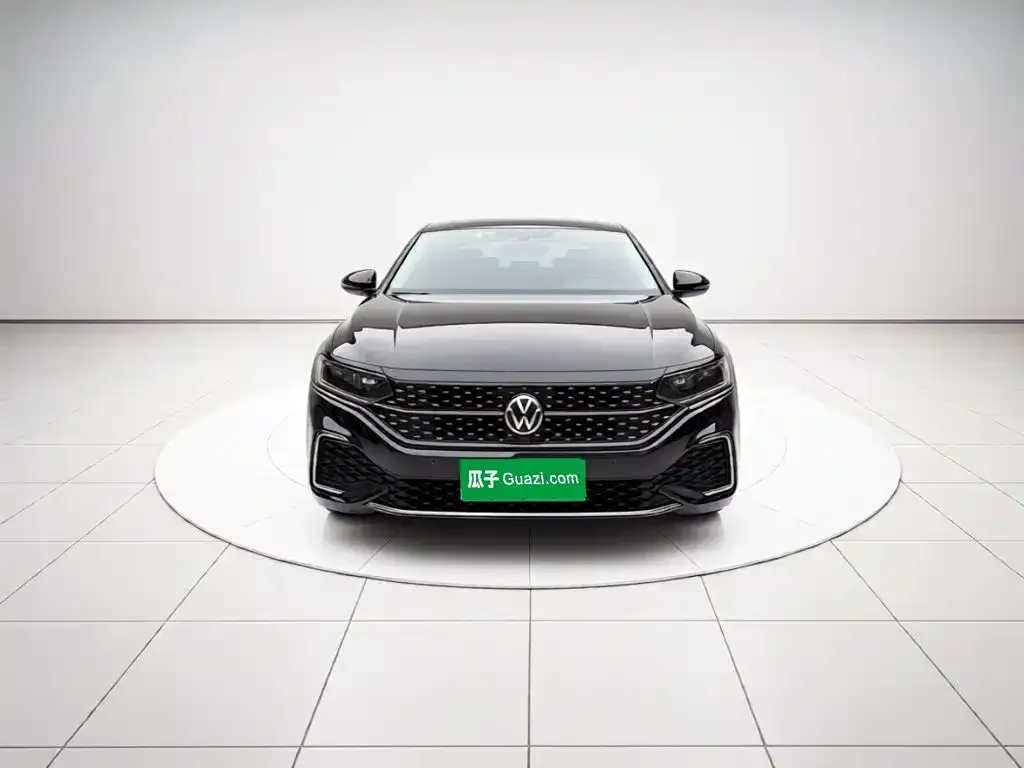 Volkswagen Passat — фото 9