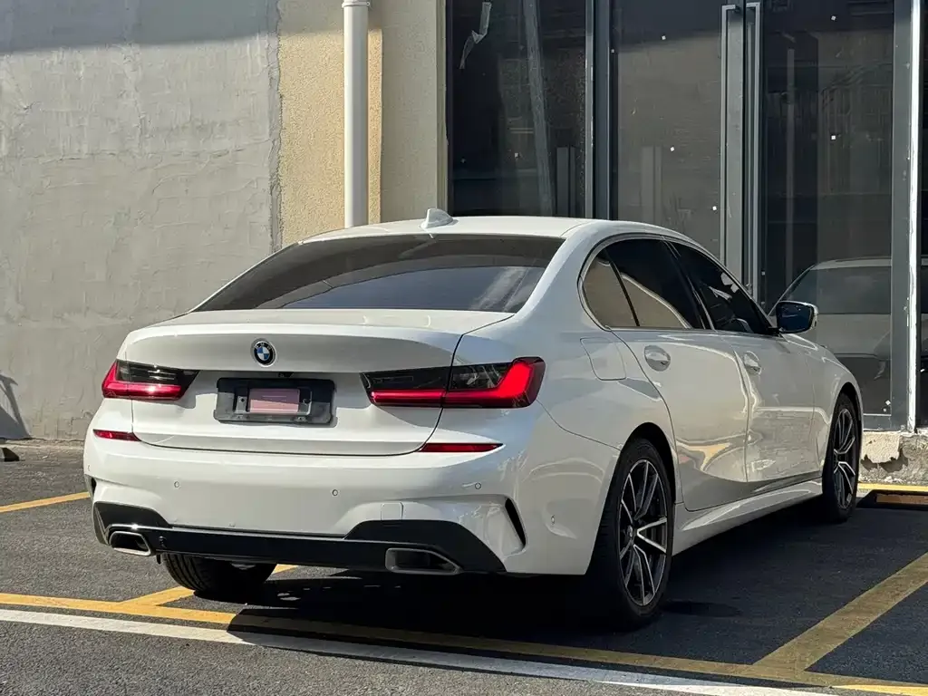 BMW 3 Series — фото 2