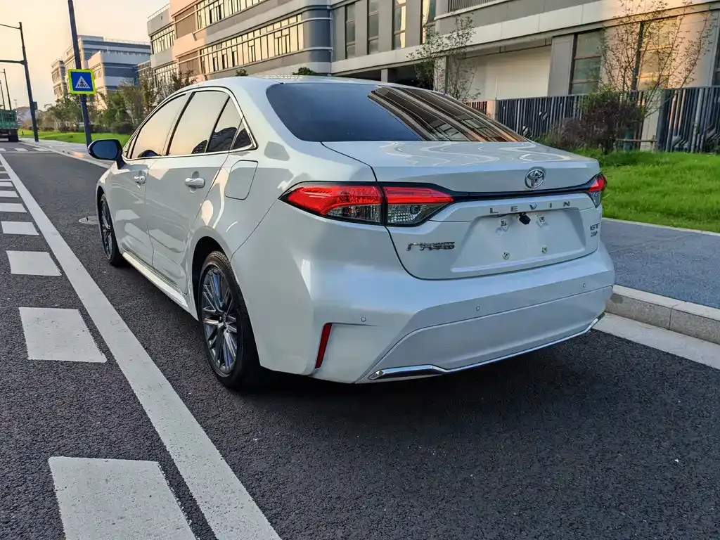 Toyota Levin — фото 10