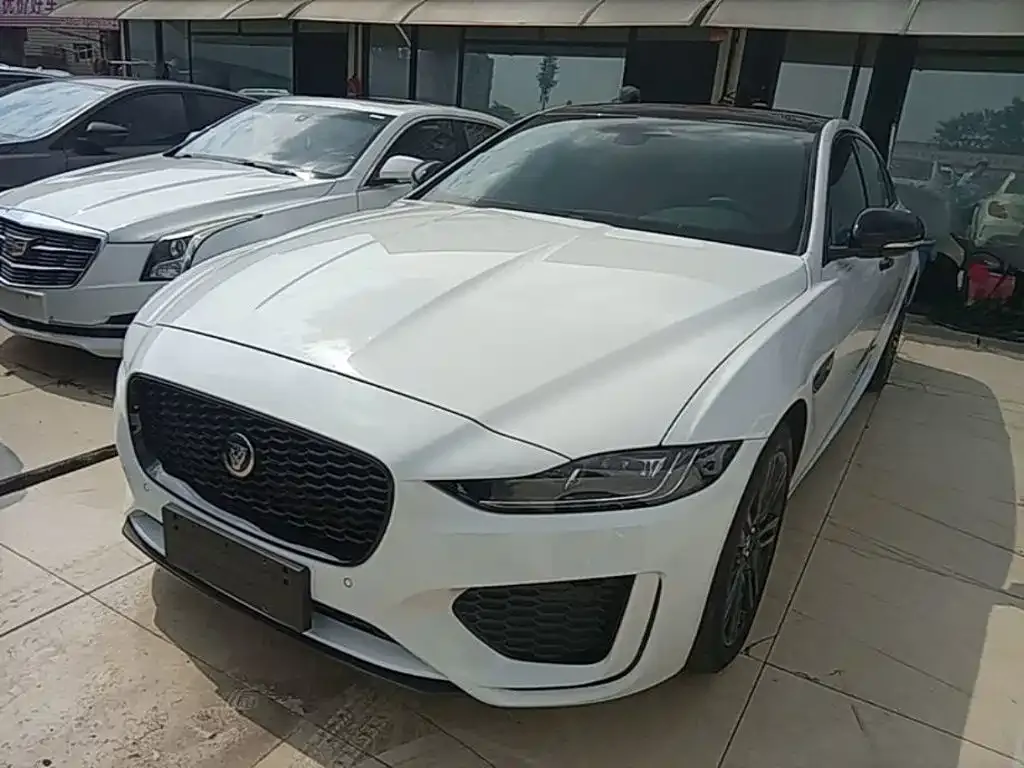 Jaguar XEL — фото 1