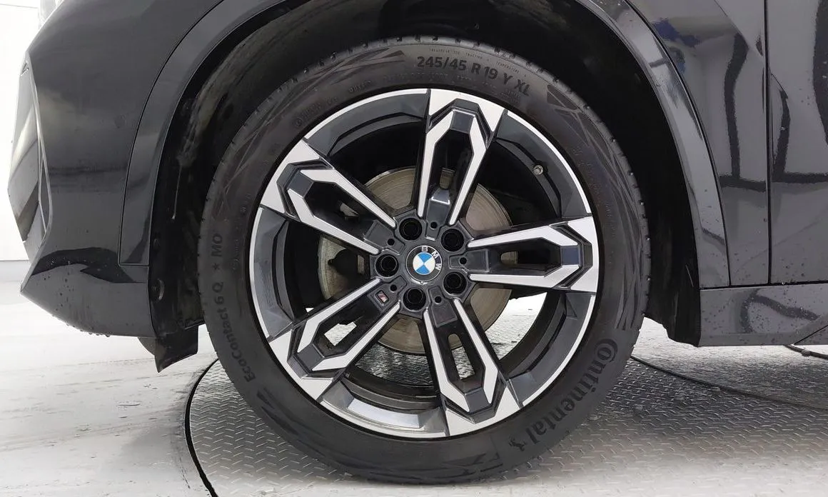 BMW X1 — фото 10