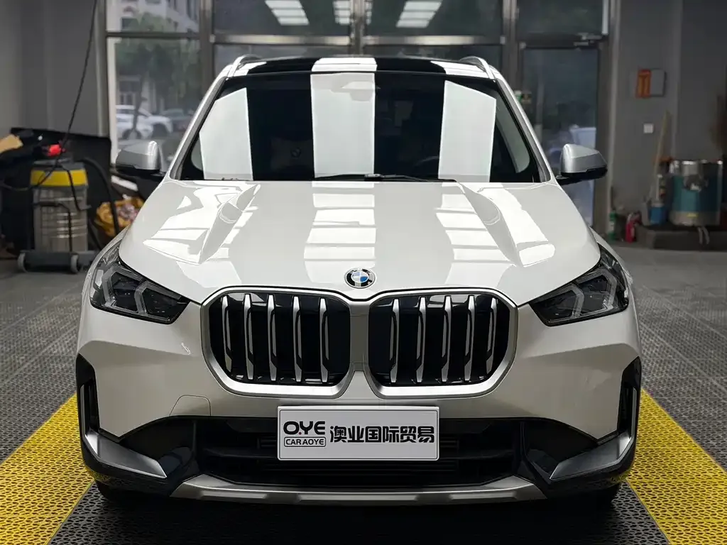 BMW X1 — фото 4
