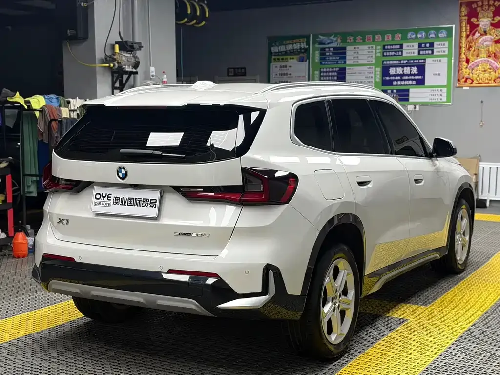 BMW X1 — фото 2