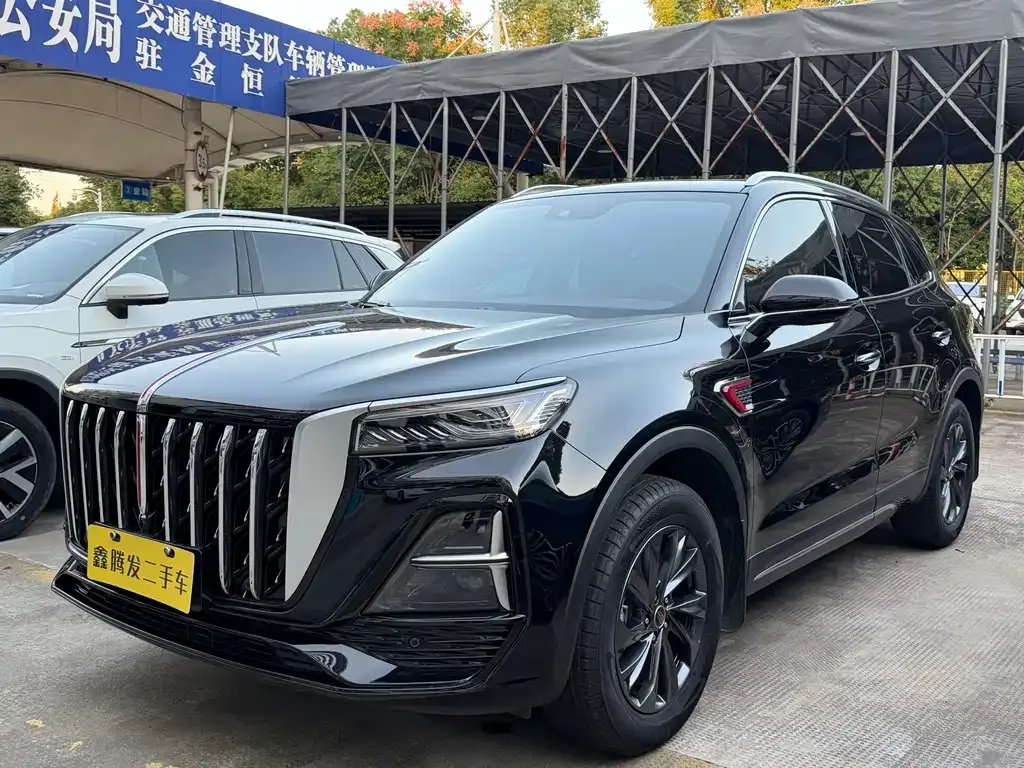 Hongqi HS5 — фото 1