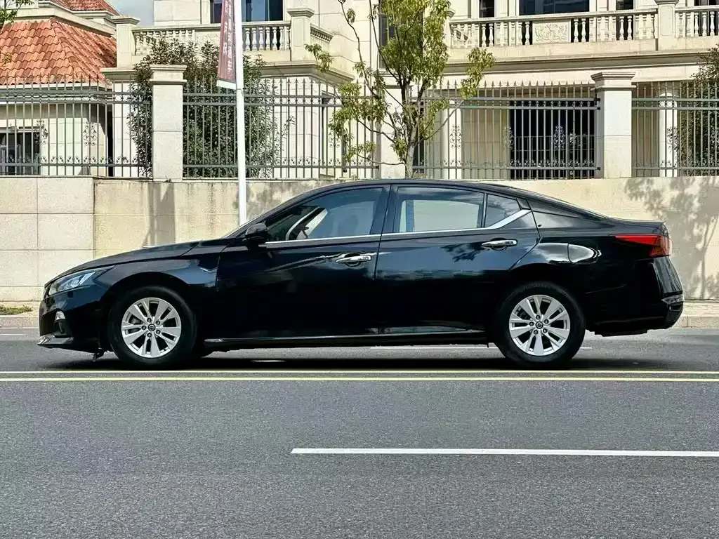 Nissan Teana — фото 9