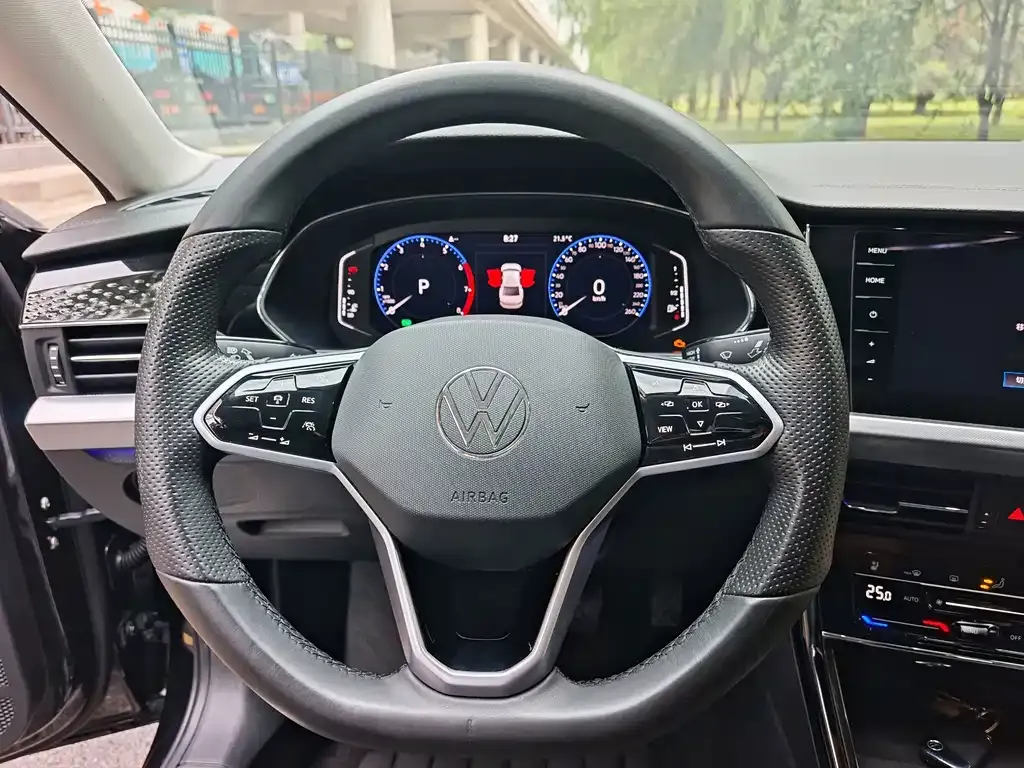 Volkswagen Passat — фото 2