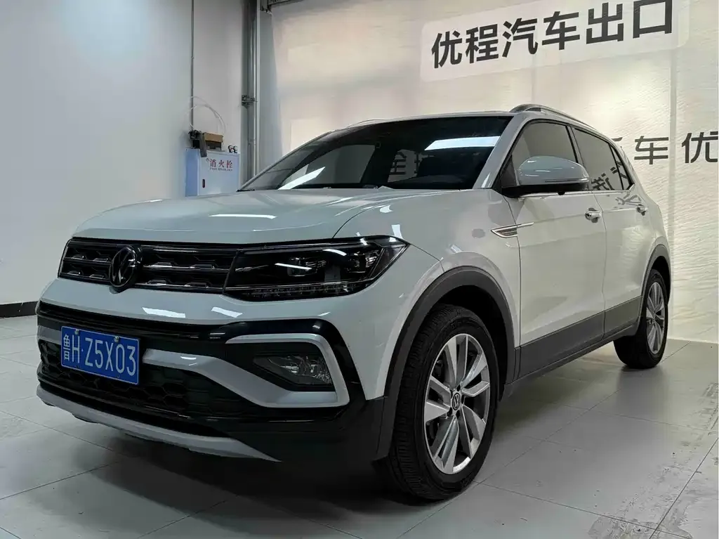Volkswagen T-Cross — фото 1