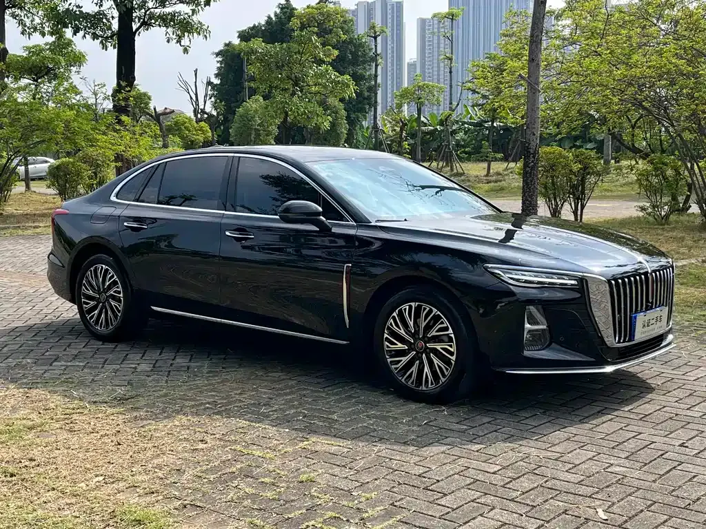 Hongqi H5 — фото 7
