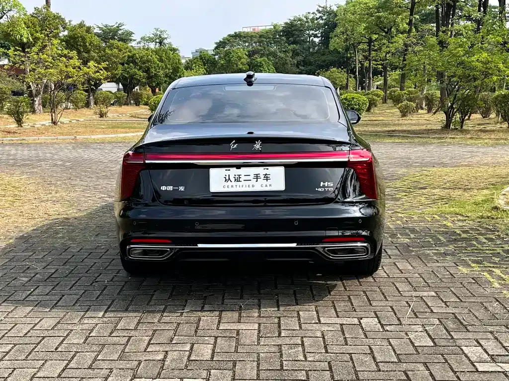 Hongqi H5 — фото 6