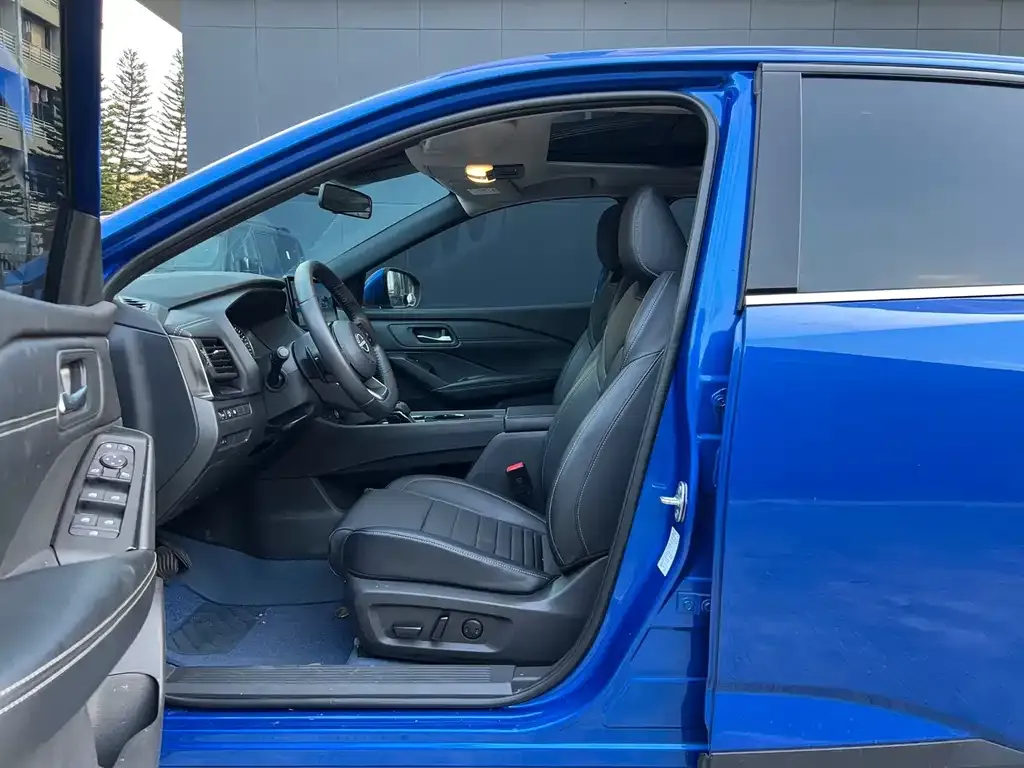 Nissan Qashqai — фото 4