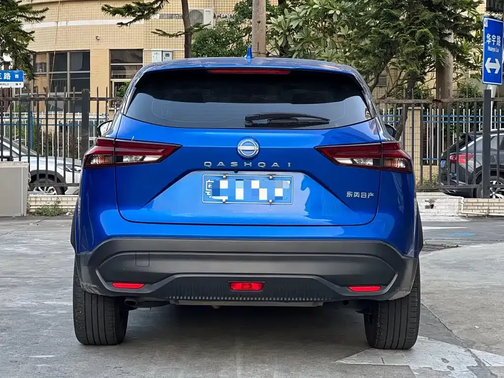 Nissan Qashqai — фото 5