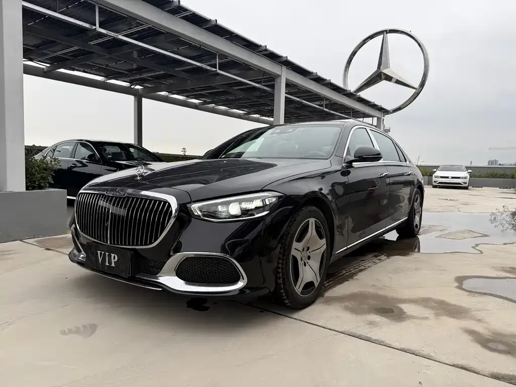 Mercedes-Benz S-Class — фото 1