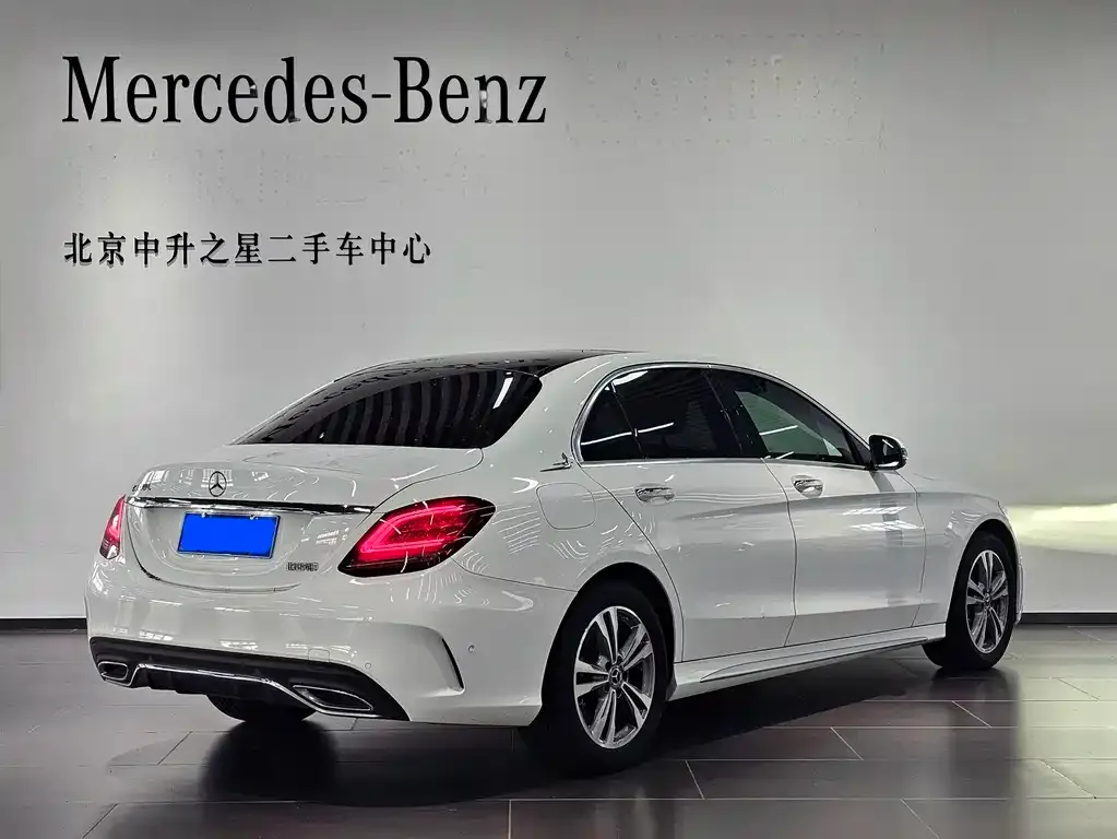 Mercedes-Benz C-Class — фото 10