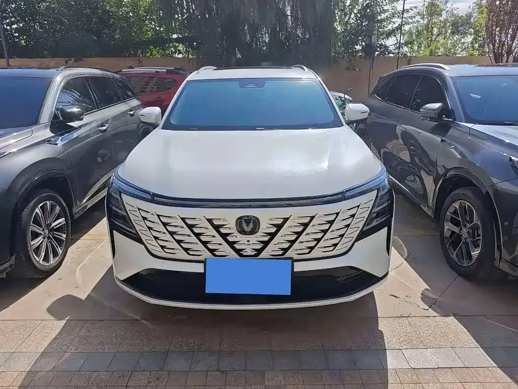 Changan CS75 PLUS — фото 9
