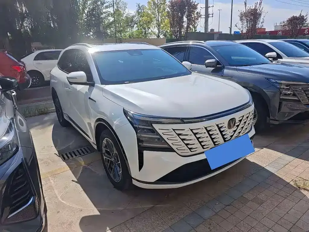 Changan CS75 PLUS — фото 7