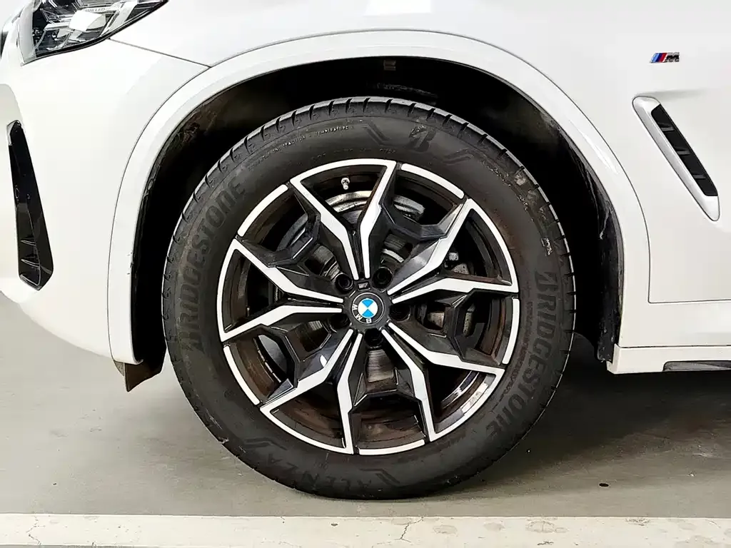 BMW X3 — фото 9