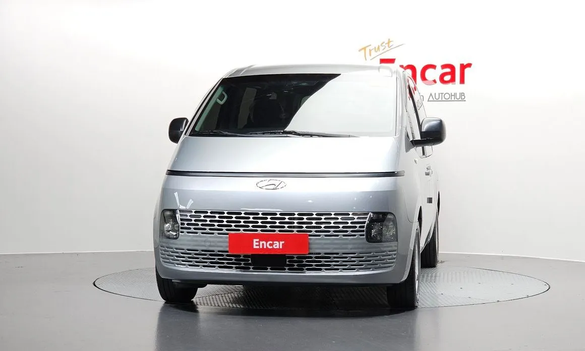 Hyundai Staria — фото 2