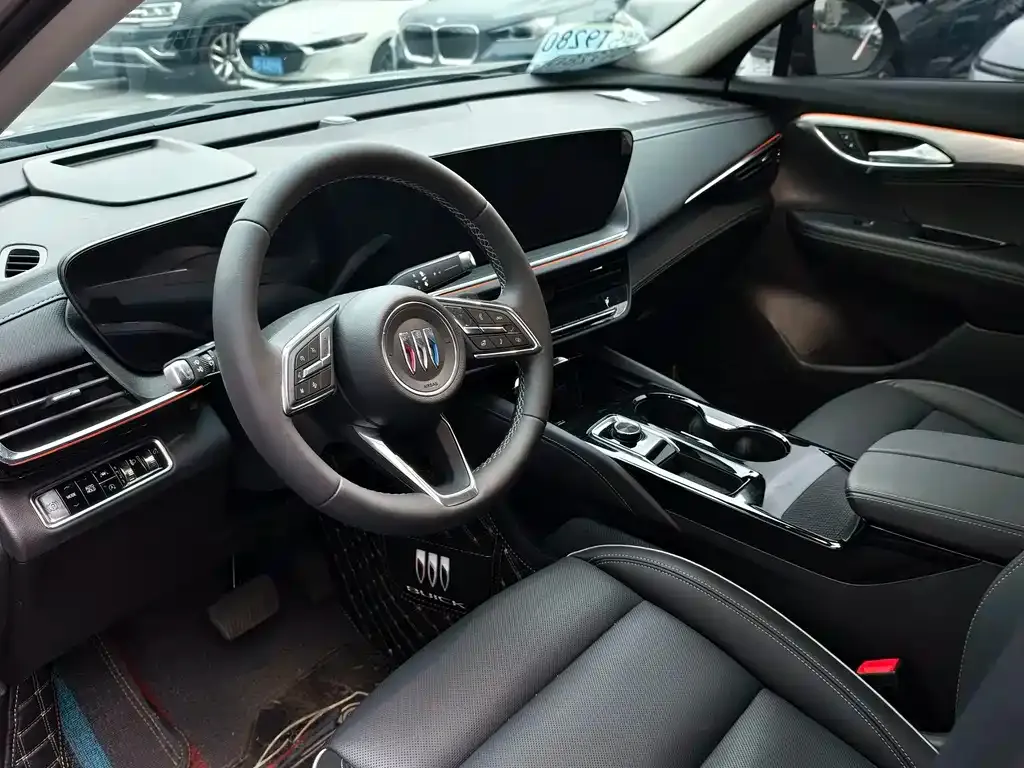 Buick Envision Plus — фото 6