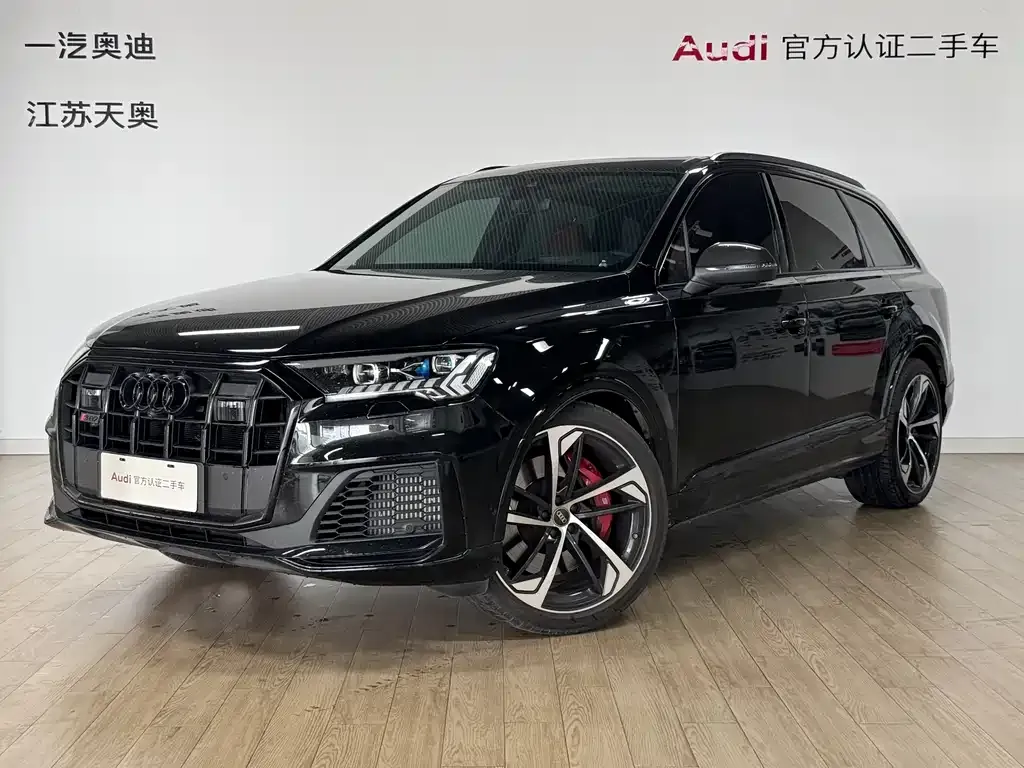 Audi SQ7 — фото 1