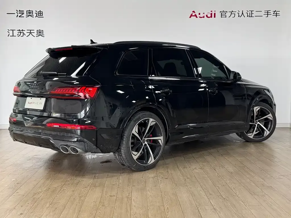 Audi SQ7 — фото 7