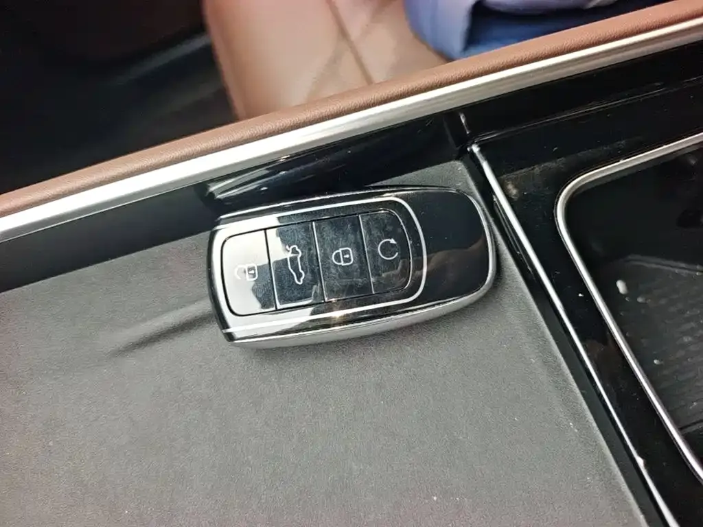 Chery Tiggo 9 — фото 10
