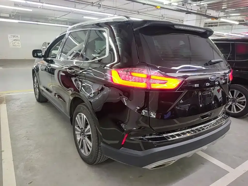 Ford Edge — фото 4