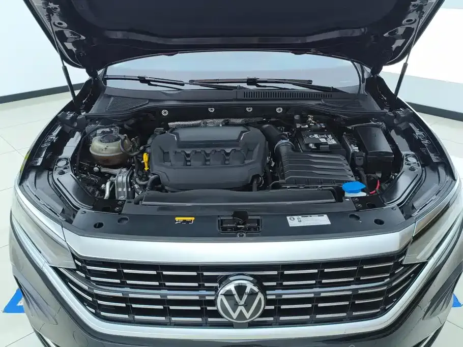 Volkswagen Passat — фото 5