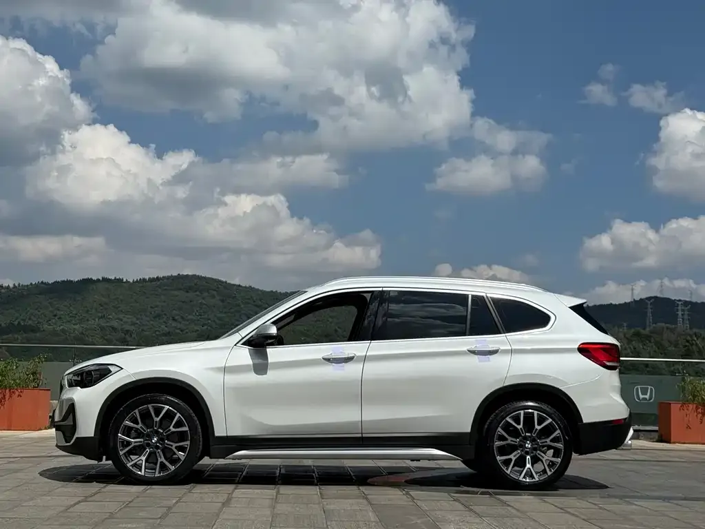 BMW X1 — фото 2