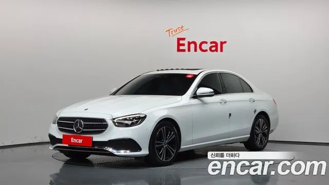 Mercedes-Benz E-Class — фото 1