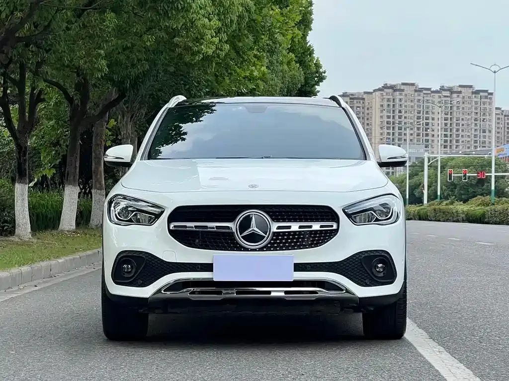 Mercedes-Benz GLA — фото 5
