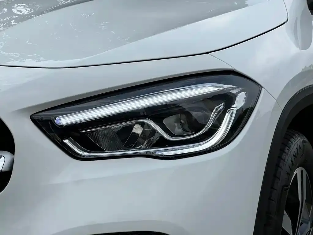 Mercedes-Benz GLA — фото 4
