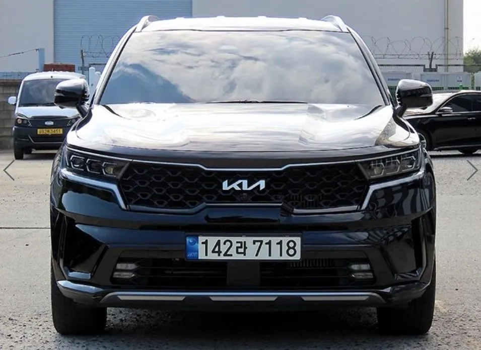 Kia Sorento — фото 1