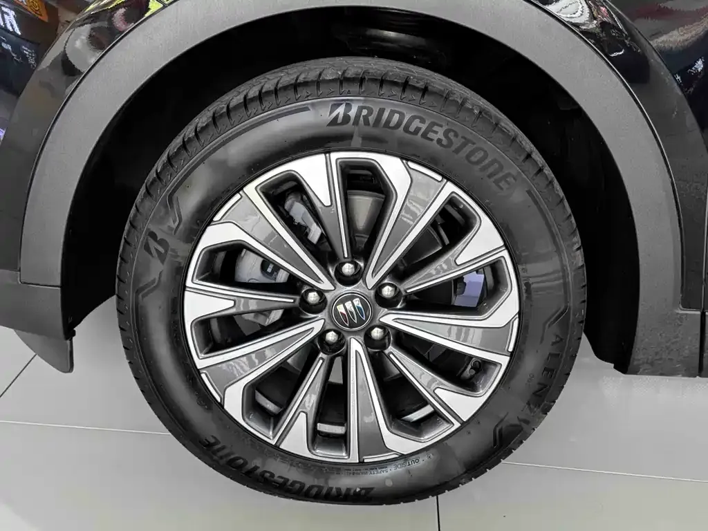 Buick Envision S — фото 6