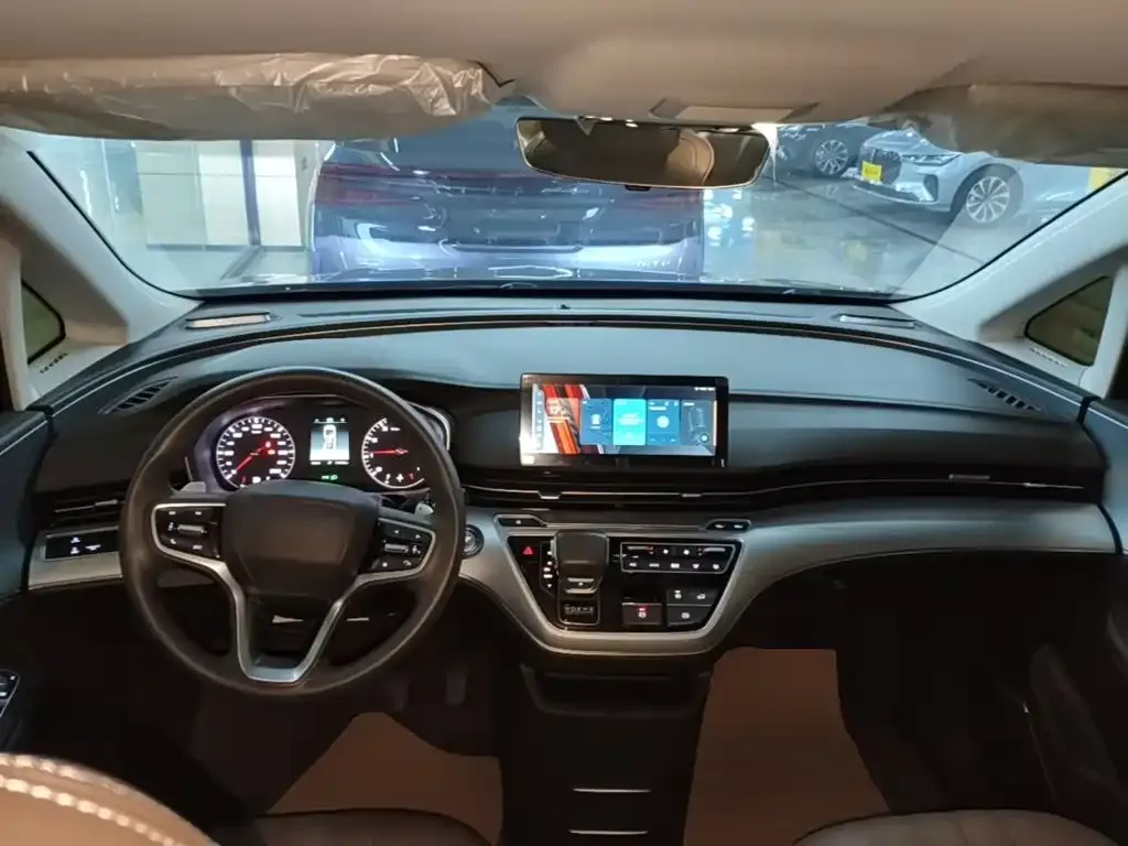 Roewe iMAX8 — фото 4