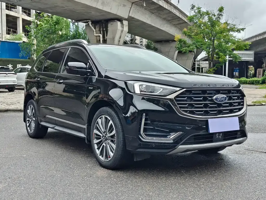 Ford Edge — фото 3