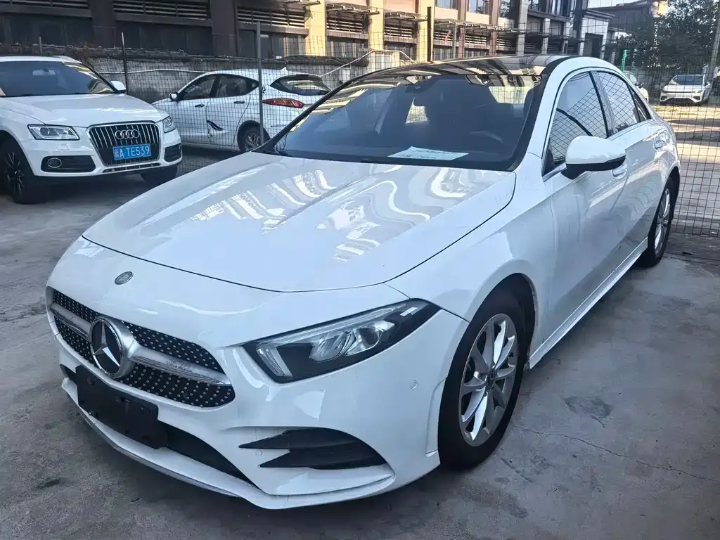 Mercedes-Benz A-Class — фото 1