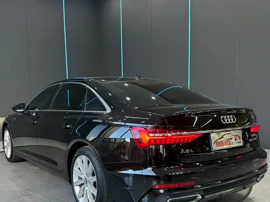 Audi A6L — фото 2