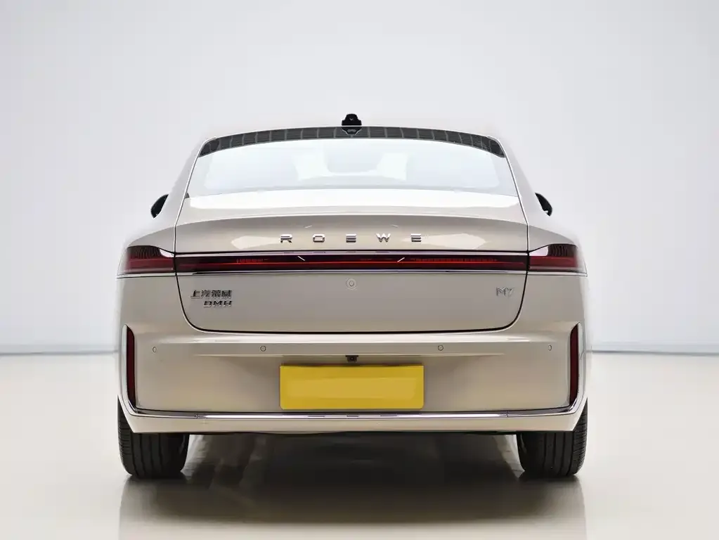 Roewe M7 DMH — фото 10
