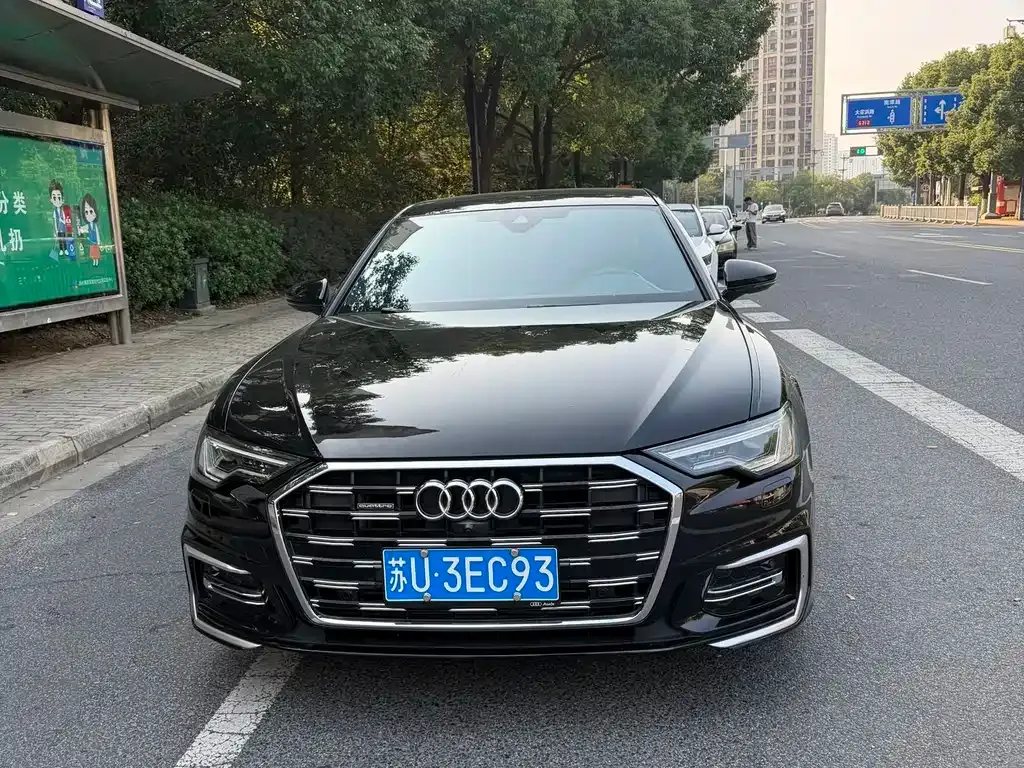 Audi A6L — фото 2