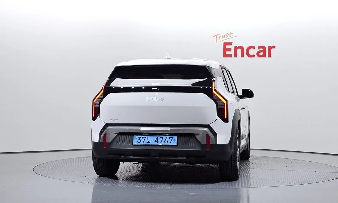 Kia EV3 — фото 7