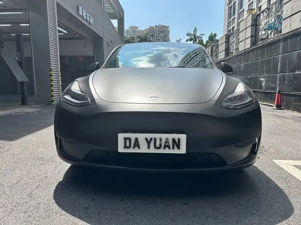 Tesla Model Y — фото 9