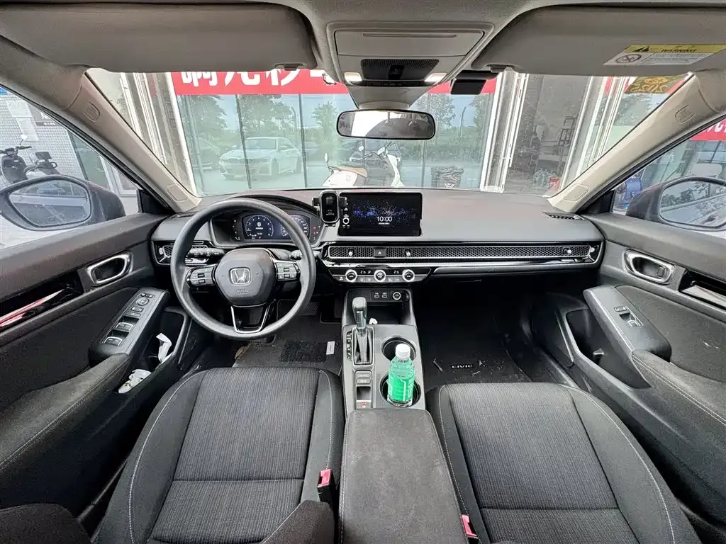 Honda Civic — фото 2