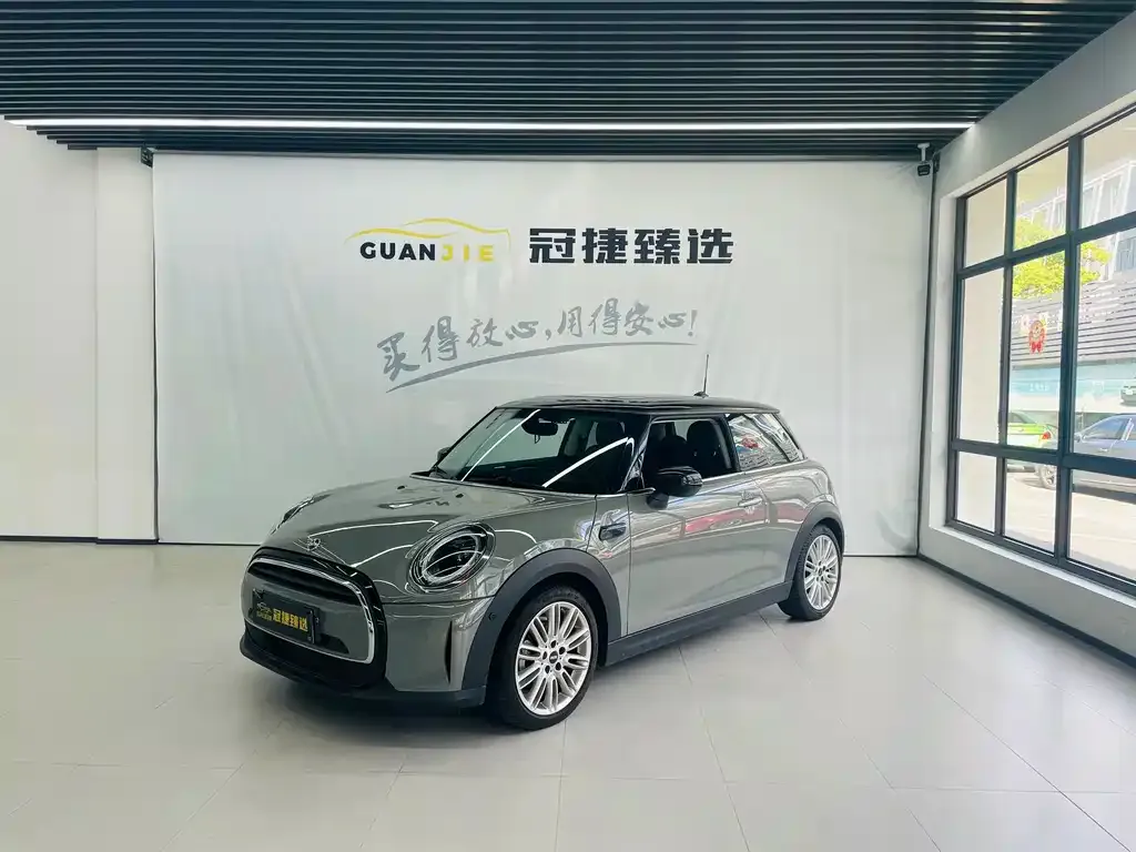 MINI Cooper (3-door) — фото 1
