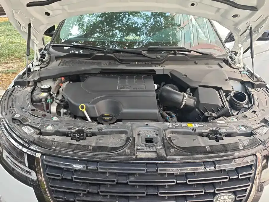 Land Rover Evoque — фото 10