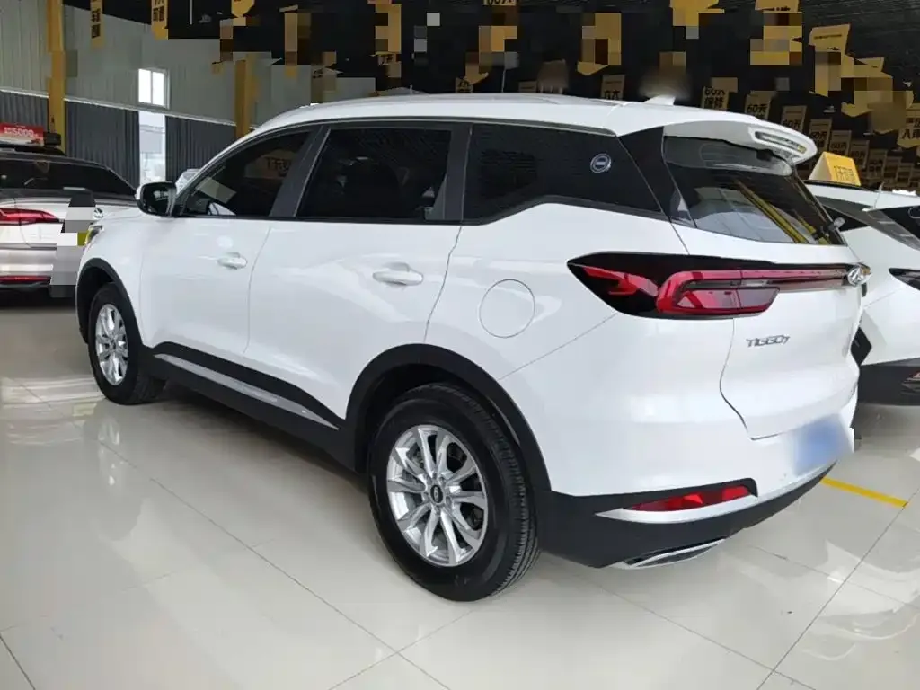 Chery Tiggo 7 — фото 8
